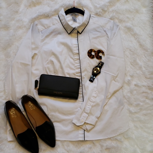 H&M Tops - H&M Button Up